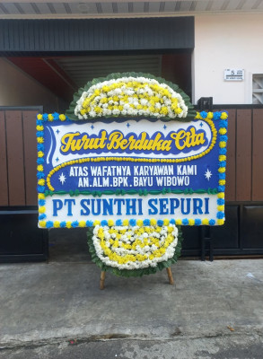 Papan Bunga Duka di Mantasi
