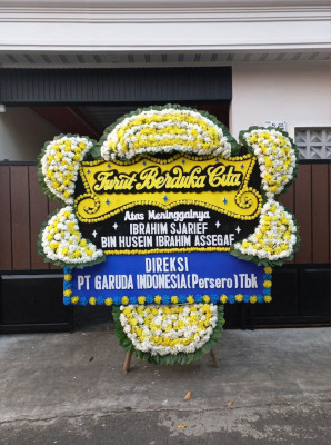 Papan Bunga Duka di Mantasi