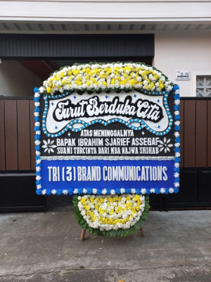 Papan Bunga Duka di Mantasi